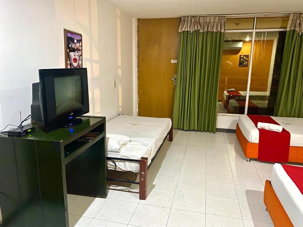 קאלי Hotel Santelmo מראה חיצוני תמונה